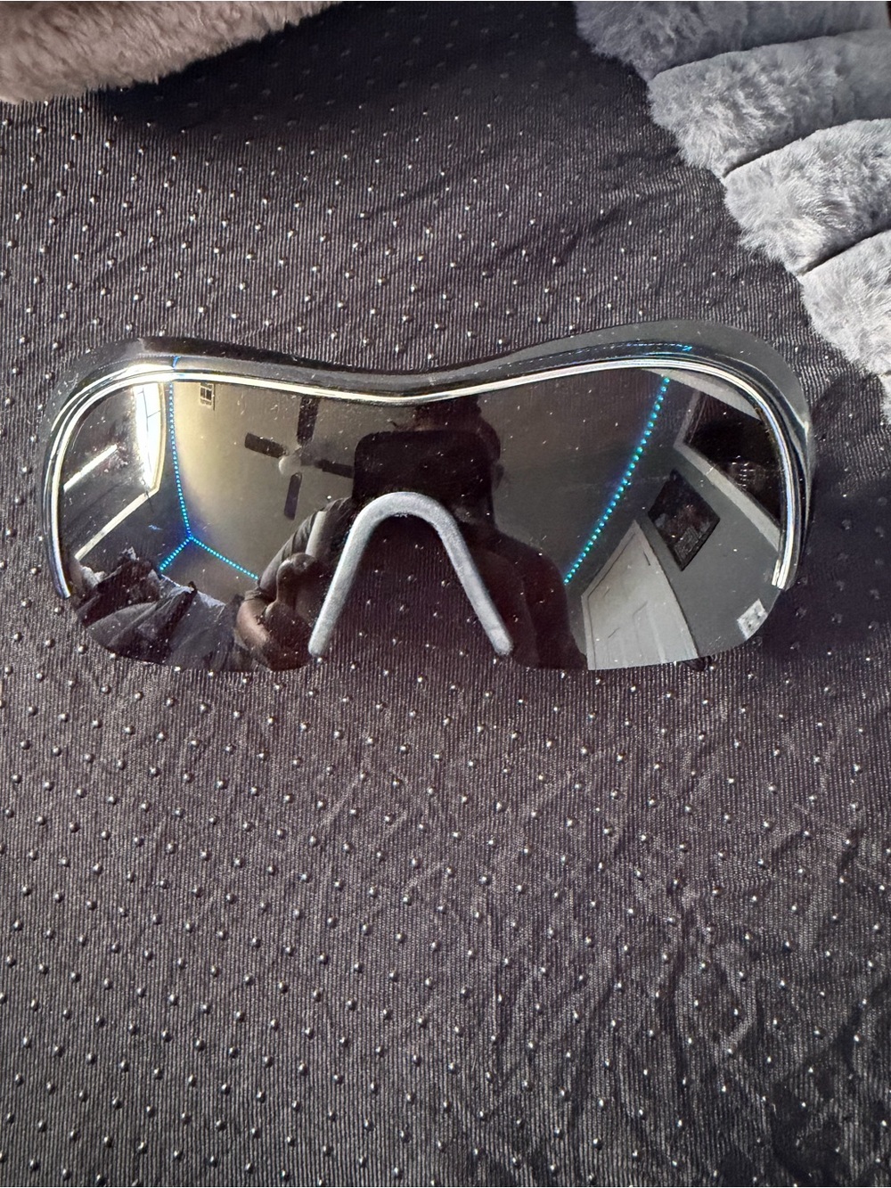 Givenchy GV40098U “Night Bird” shield sunglasses 
No case
